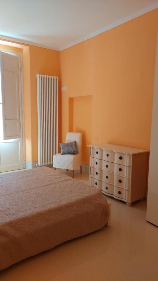 La Casa Del Mago Camere E Appartamenti Pissignano Eksteriør billede