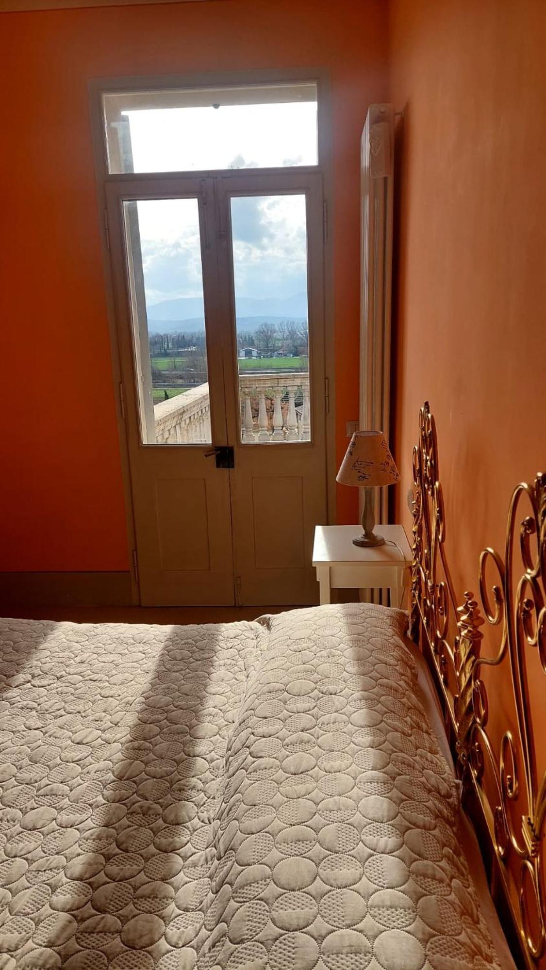 La Casa Del Mago Camere E Appartamenti Pissignano Eksteriør billede